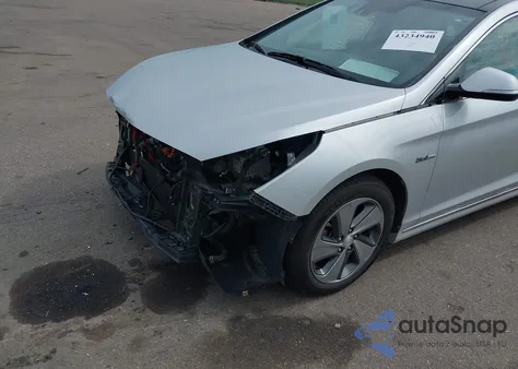 2016 Hyundai Sonata Hybrid Limited from USA, damaged, VIN KMHE34L1XGA025559